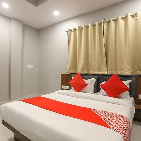 Hotel Shankar Ujjain Esterno foto