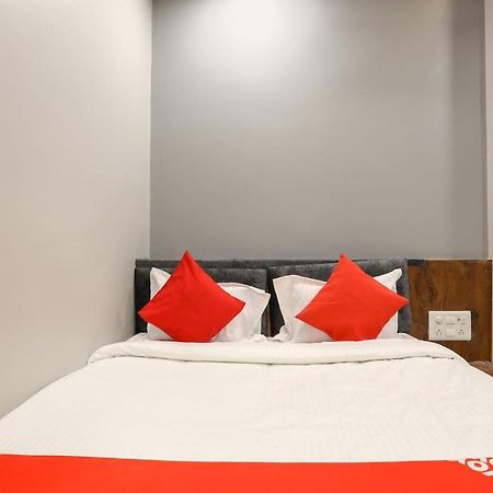Hotel Shankar Ujjain Esterno foto
